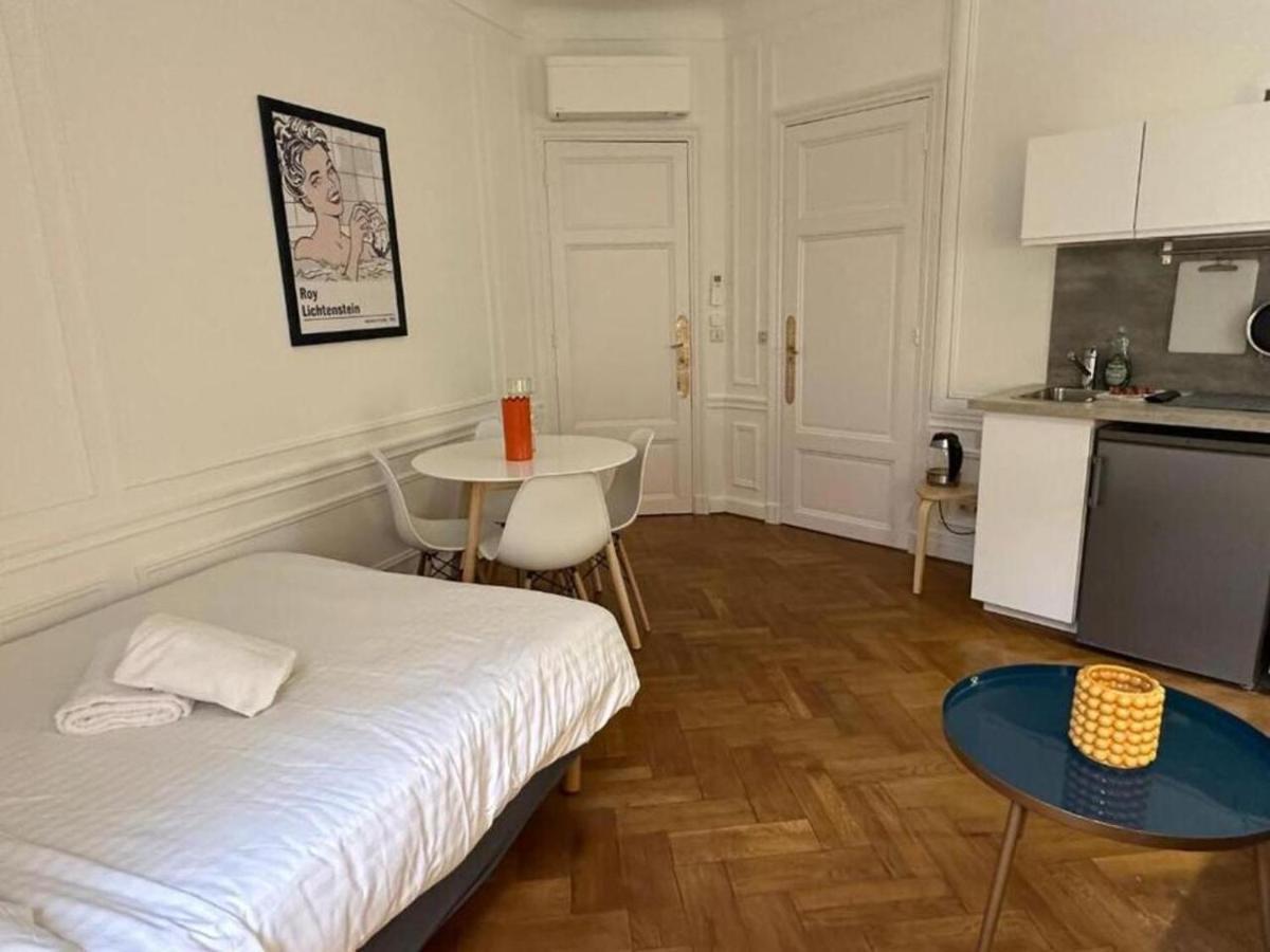 Appartamento Luxurious 2 Bedrooms On Promenades Des